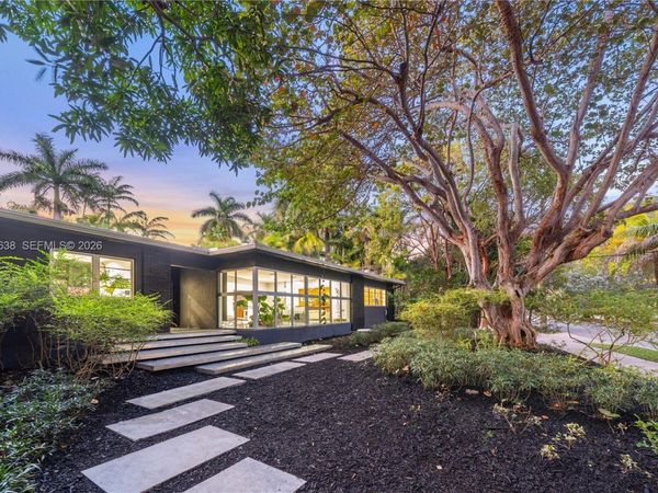 5600 N Bayshore Dr , Miami, FL 33137