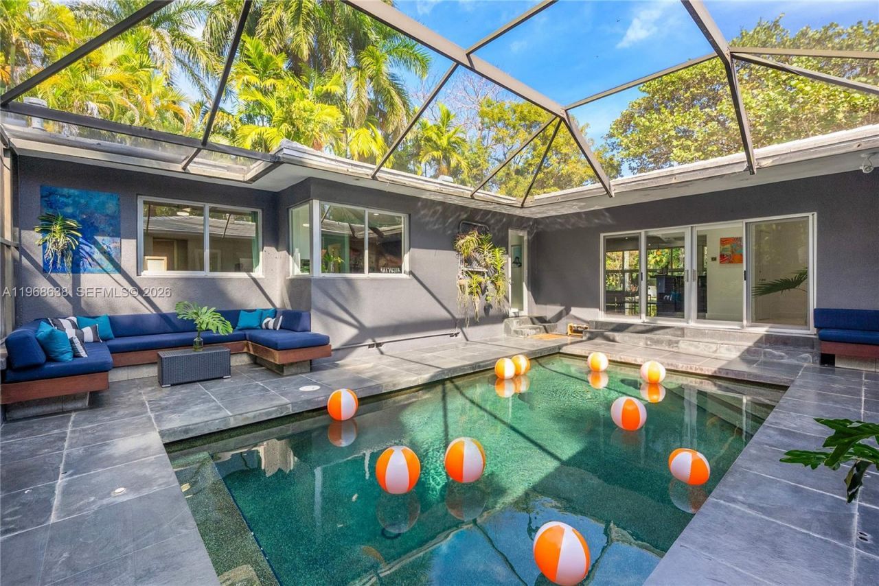 5600 N Bayshore Dr , Miami, FL 33137 Photo