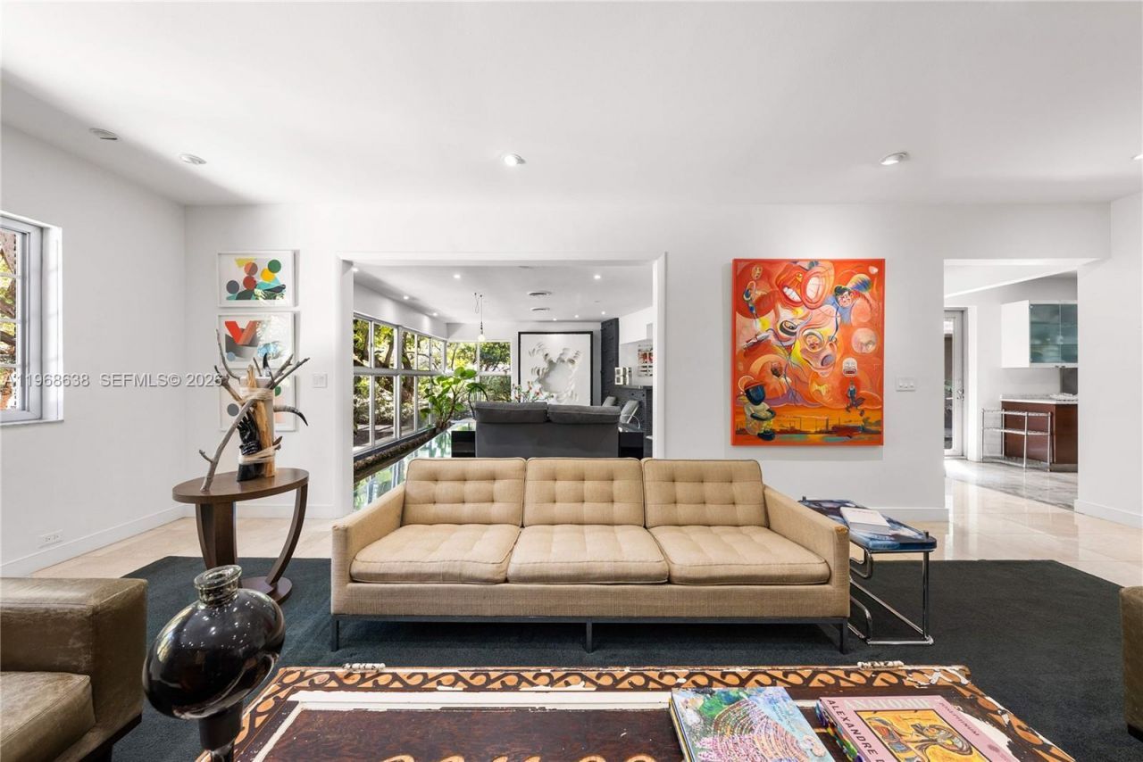 5600 N Bayshore Dr , Miami, FL 33137 Photo