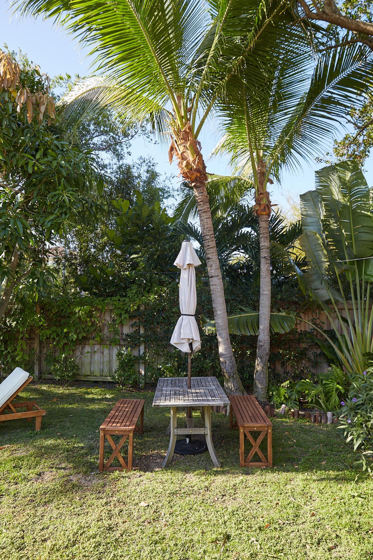 611 S Palmway, Lake Worth Beach, FL 33460 Photo