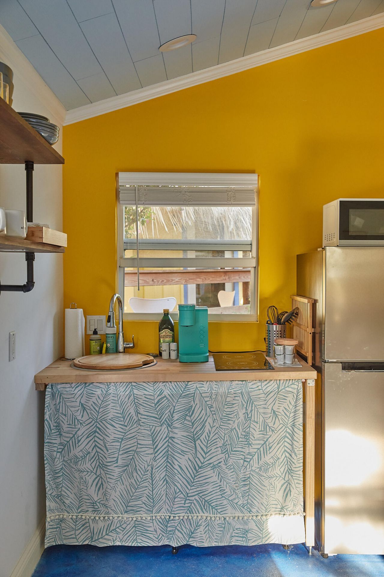 611 S Palmway, Lake Worth Beach, FL 33460 Photo