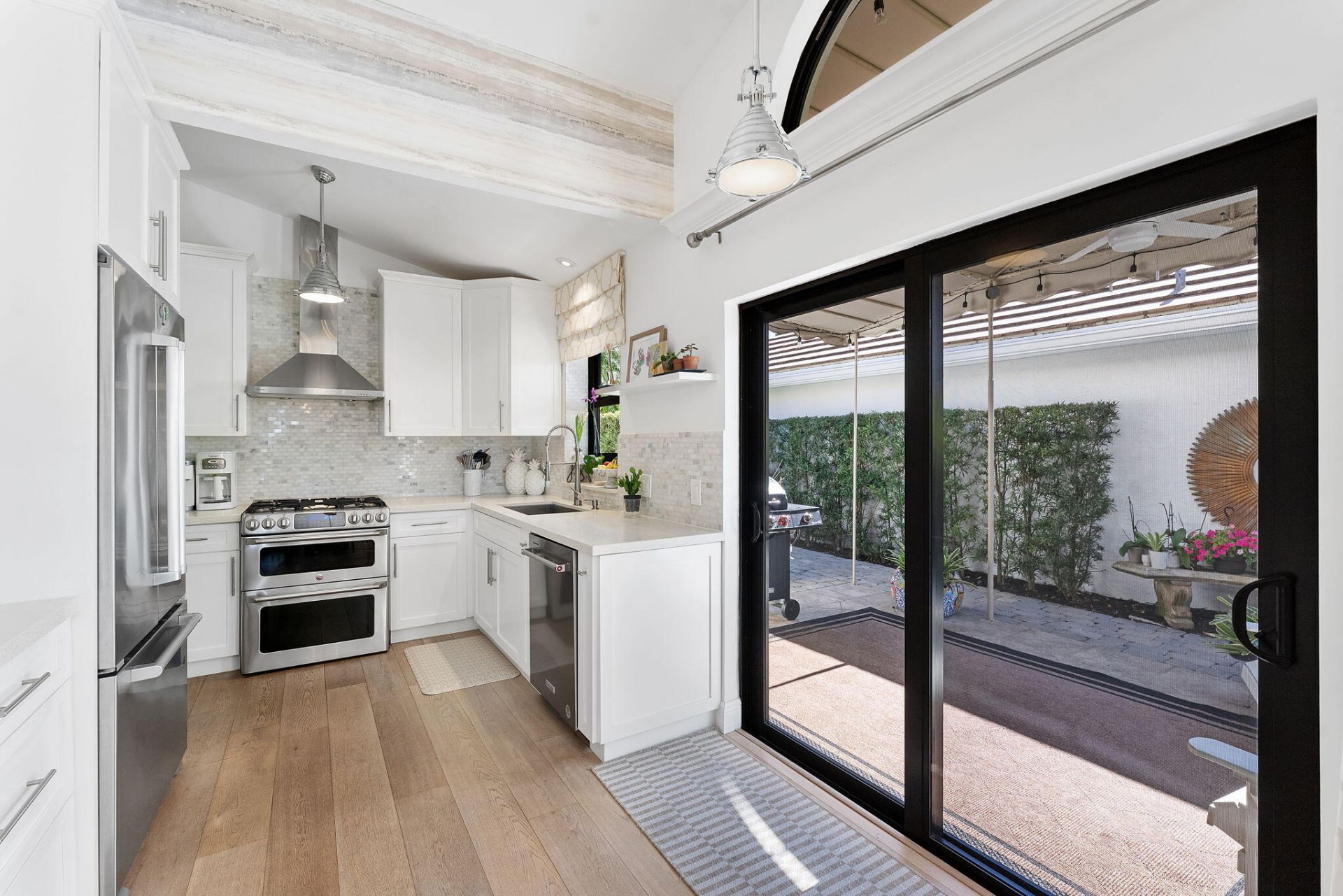 380 Sherwood Forest Drive, Delray Beach, FL 33445 Photo