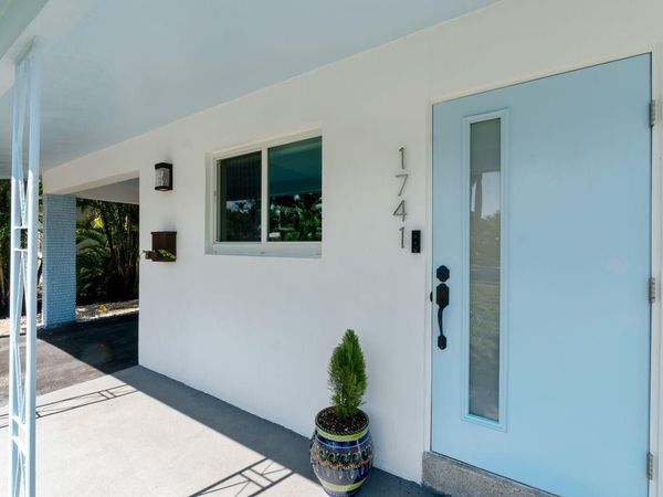 1741 NE 40th St, Oakland Park, FL 33334