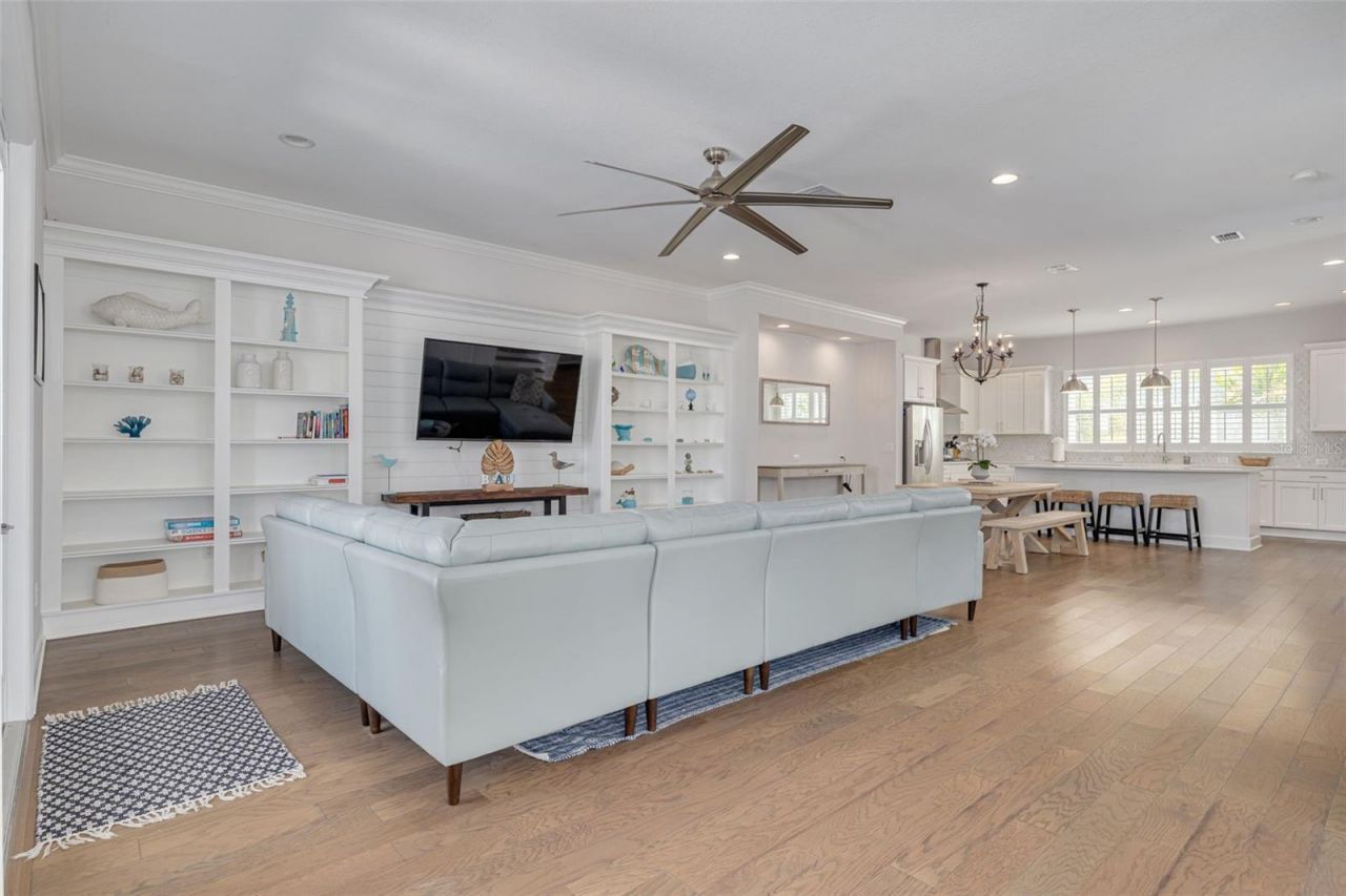 16306 1st Street E, Redington Beach, FL 33708 Photo