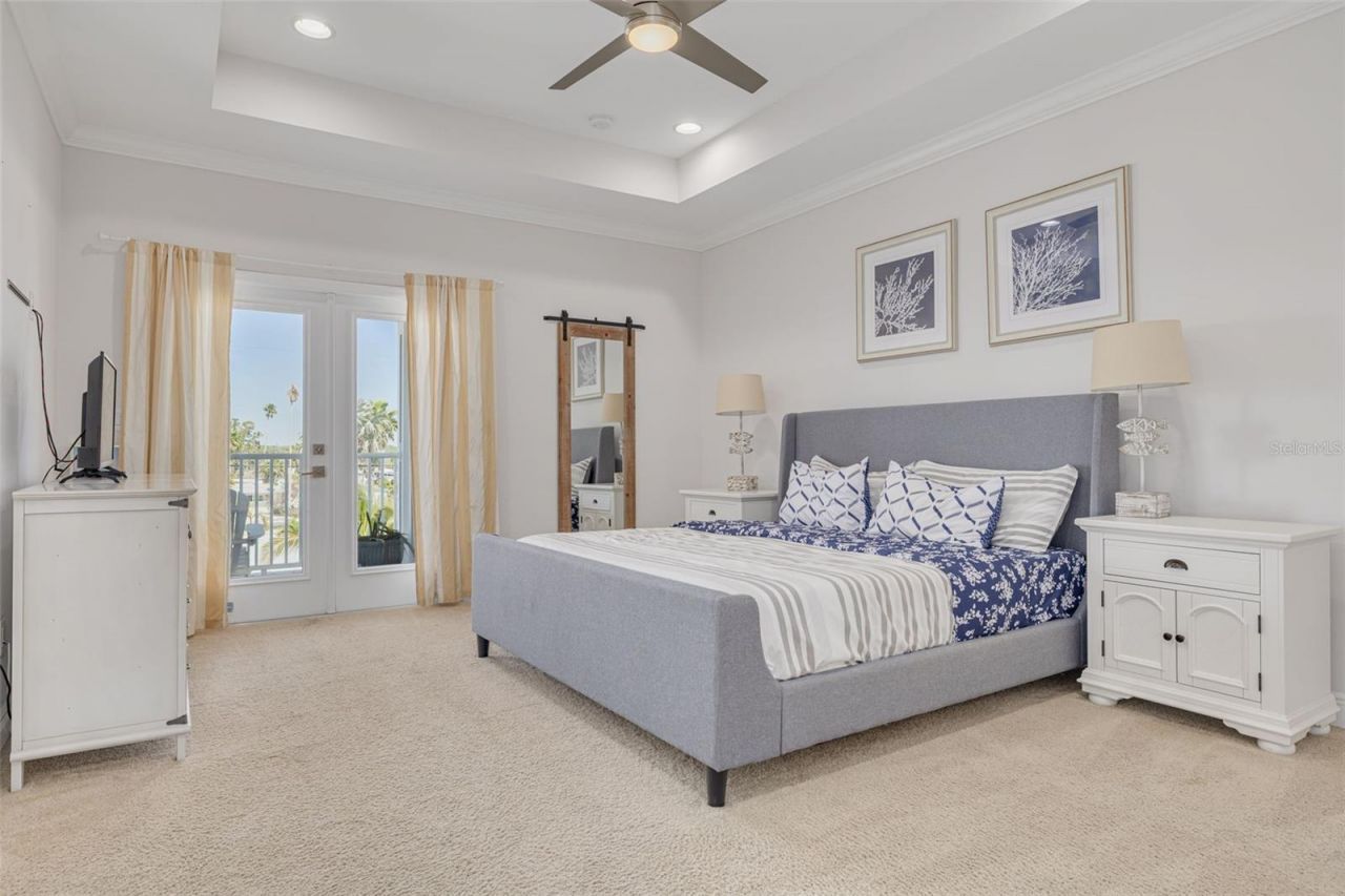 16306 1st Street E, Redington Beach, FL 33708 Photo