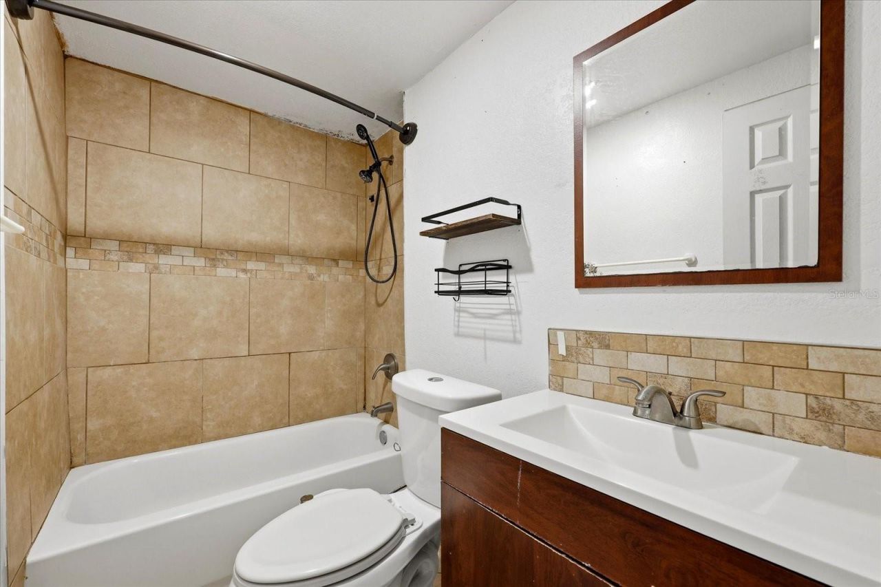 1919 Quincy Street S, Saint Petersburg, FL 33711 Photo