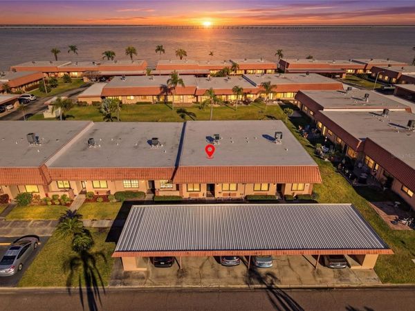 19029 US HIGHWAY 19 N, Unit 27E, CLEARWATER, FL 33764