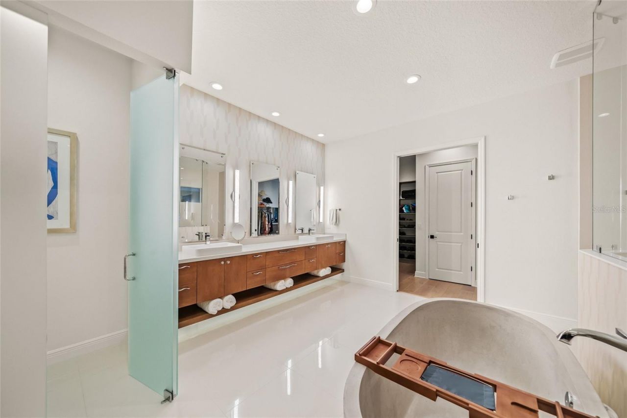 16404 Cornwall Lane, Bradenton, FL 34202 Photo