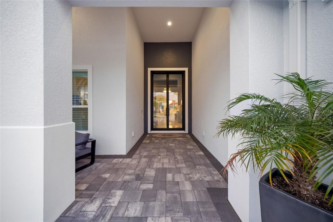 16404 Cornwall Lane, Bradenton, FL 34202 Photo