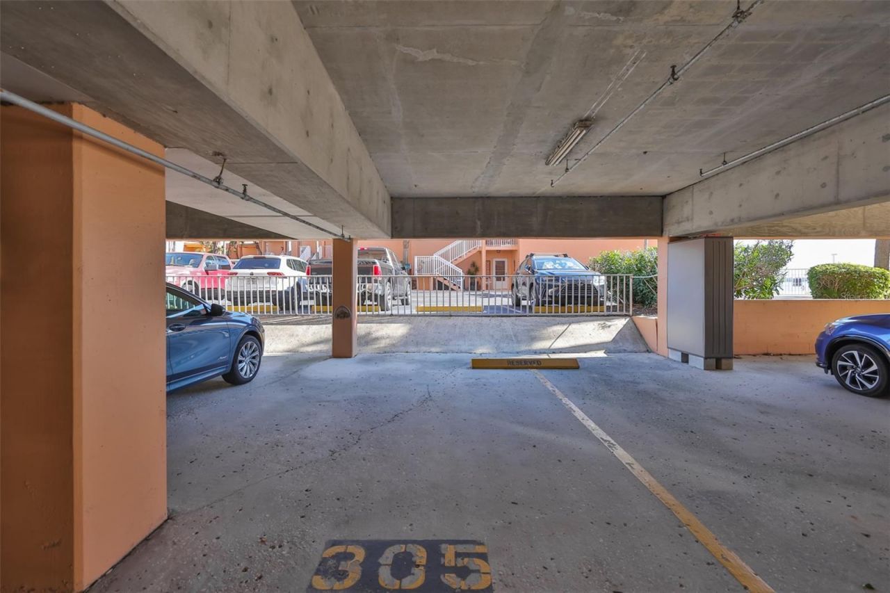 7430 Sunshine Skyway Lane S, Unit 305, Saint Petersburg, FL 33711 Photo