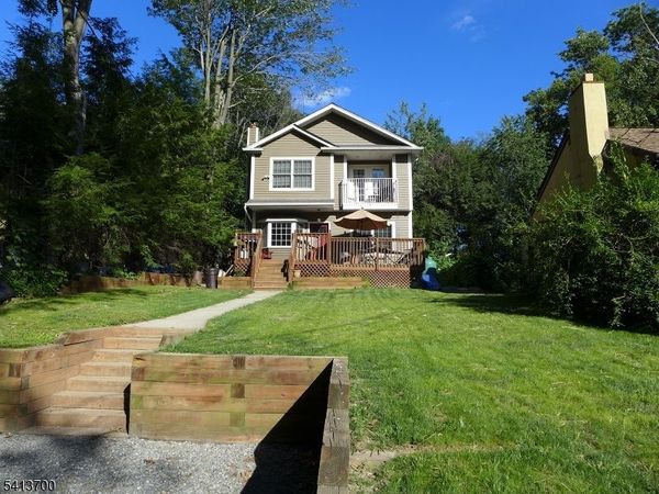 34 Race Track Dr, West Milford, NJ 07421