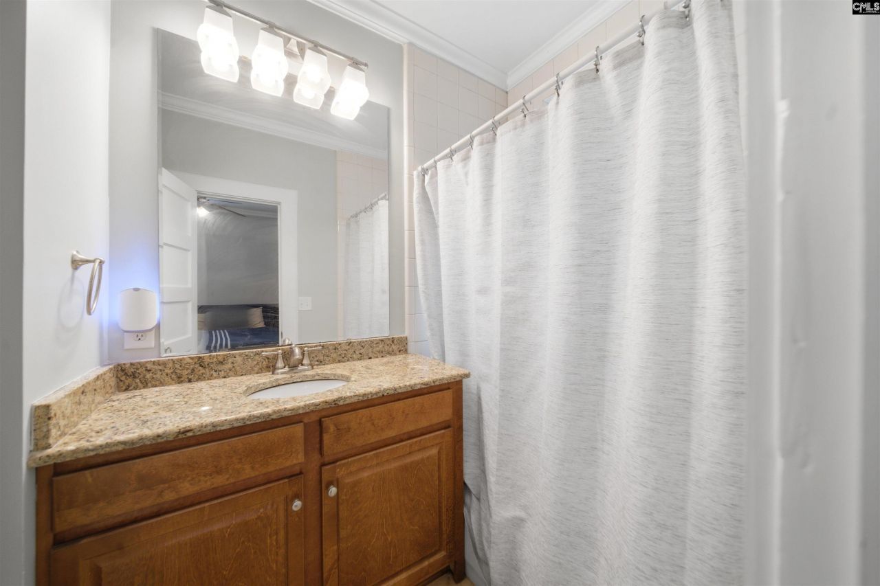 1514 King Street  Photo 15