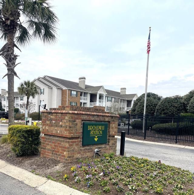 3735 Block House Way  Photo 6