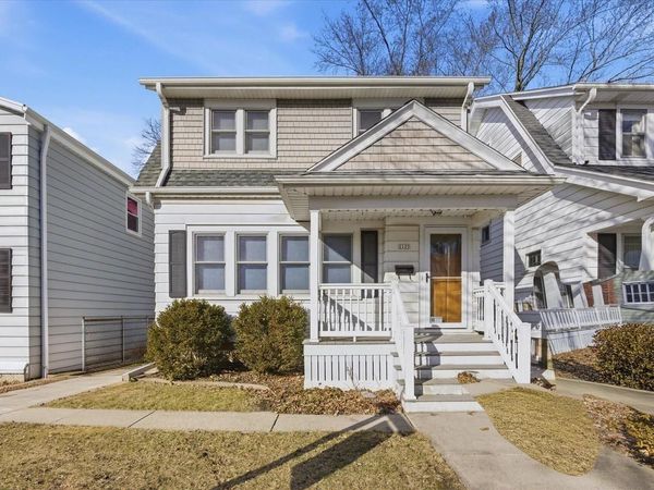 2125 S 72nd STREET, West Allis, WI 53219