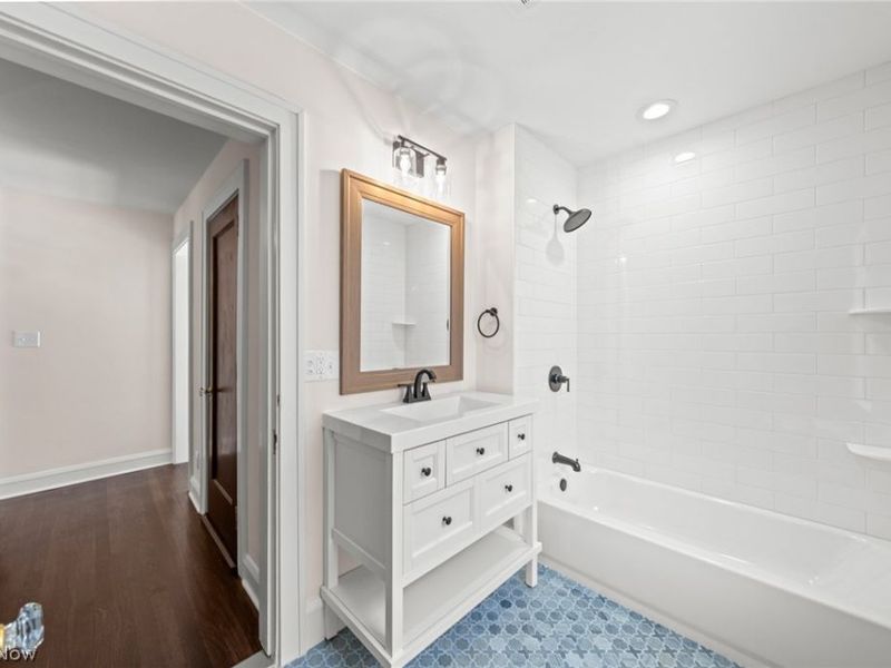 2176 Edgerton Road, University Heights, OH 44118 Photo 26