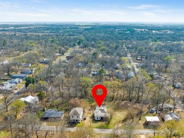 1080 Hearon Street E, Paris, TX 75460