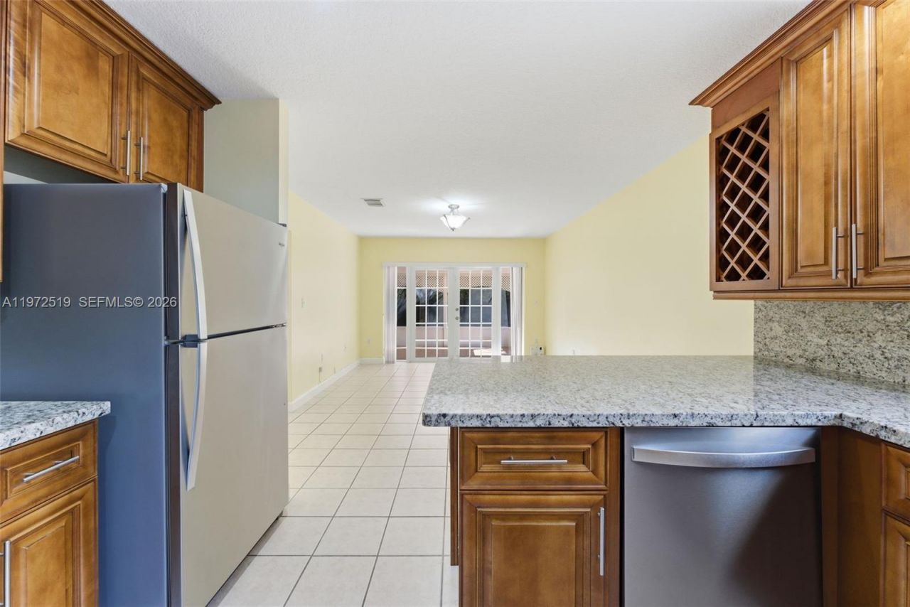 18049 SW 152nd Ave , Miami, FL 33187 Photo