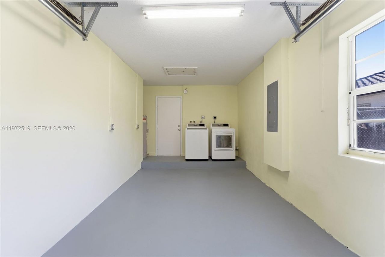 18049 SW 152nd Ave , Miami, FL 33187 Photo