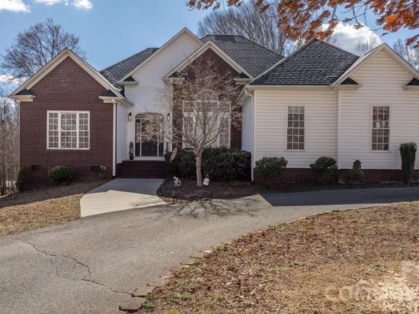 324 Old Hardin Road, Dallas, NC 28034