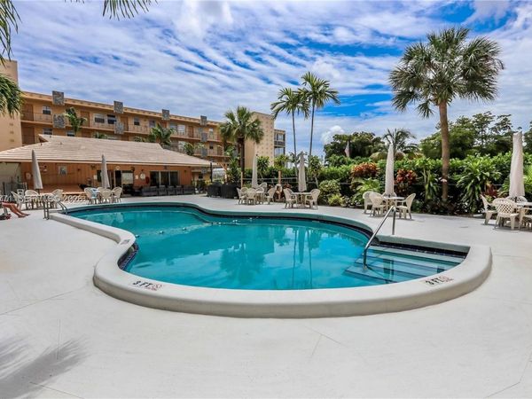 2145 Pierce St , Unit 421, Hollywood, FL 33020