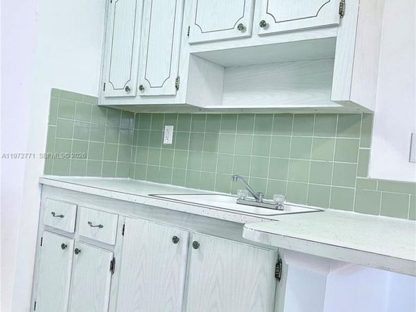 2145 Pierce St, Unit 421, Hollywood, FL 33020