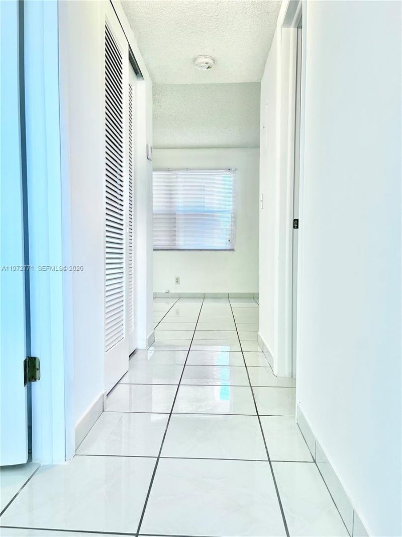 2145 Pierce St, Unit 421, Hollywood, FL 33020 Photo