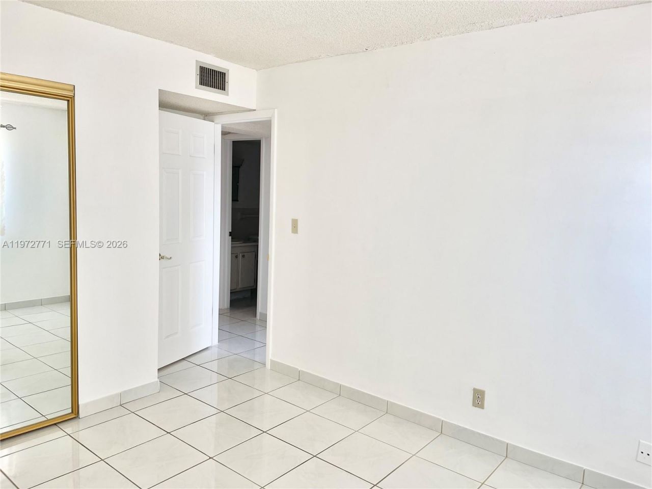 2145 Pierce St, Unit 421, Hollywood, FL 33020 Photo