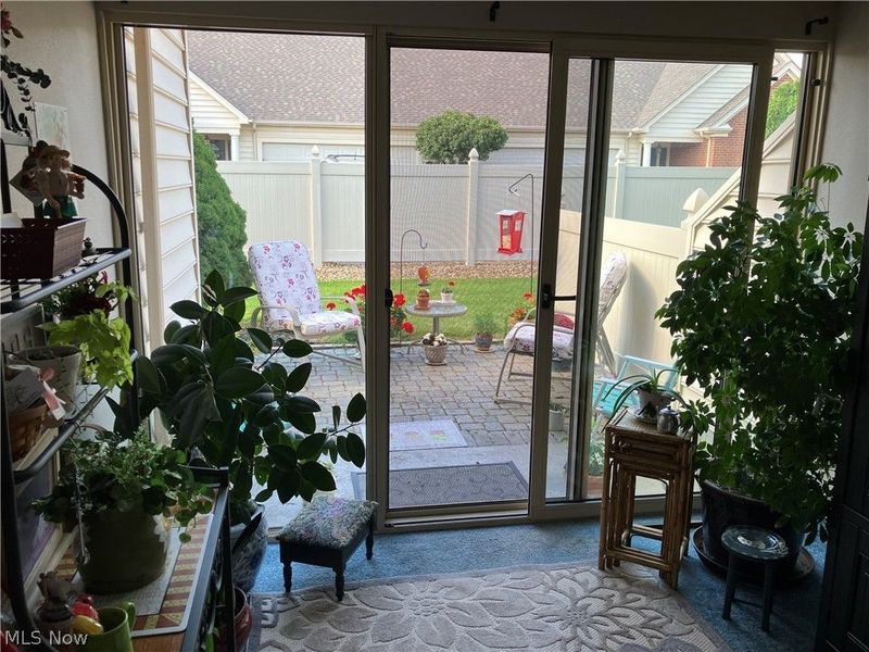 147 Village Court, Columbiana, OH 44408 Photo 15