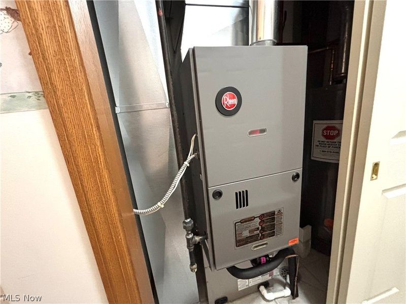 147 Village Court, Columbiana, OH 44408 Photo 29