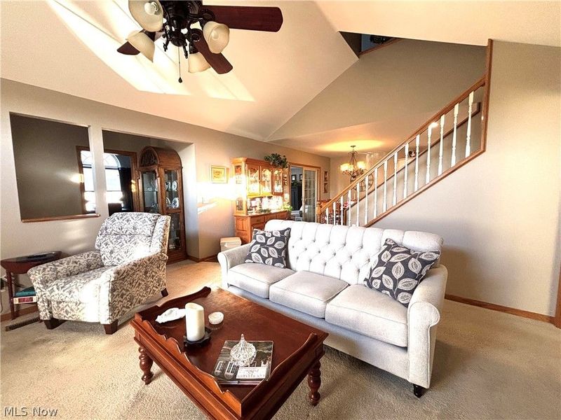 147 Village Court, Columbiana, OH 44408 Photo 9