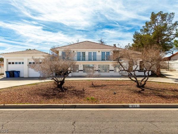 927 San Eduardo Avenue, Henderson, NV 89002