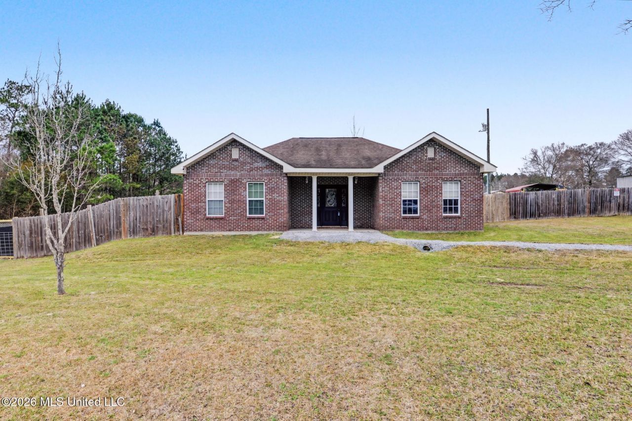18 Jub Hickman Road, Perkinston, MS 39573 Main Photo