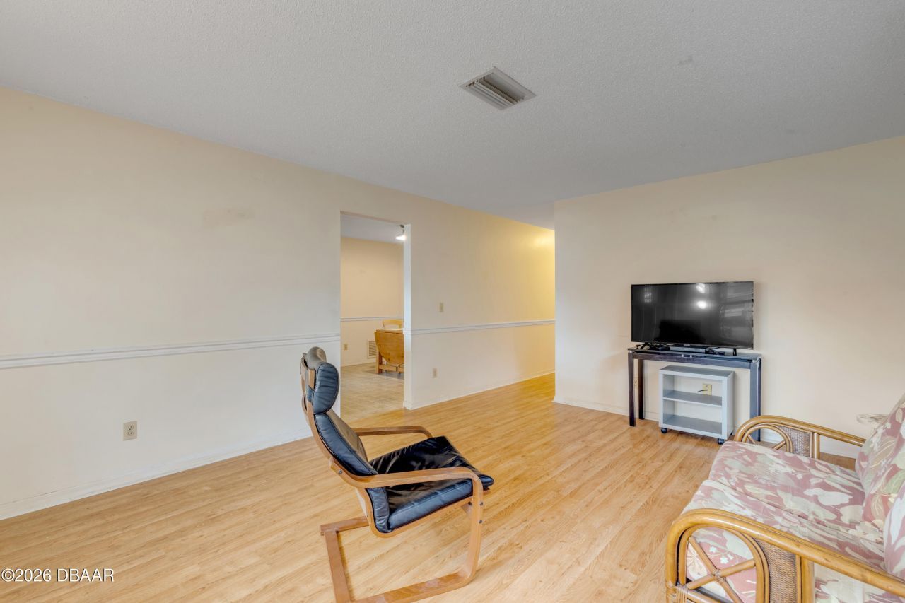 622 Goodwin Avenue, New Smyrna Beach, FL 32169 Photo