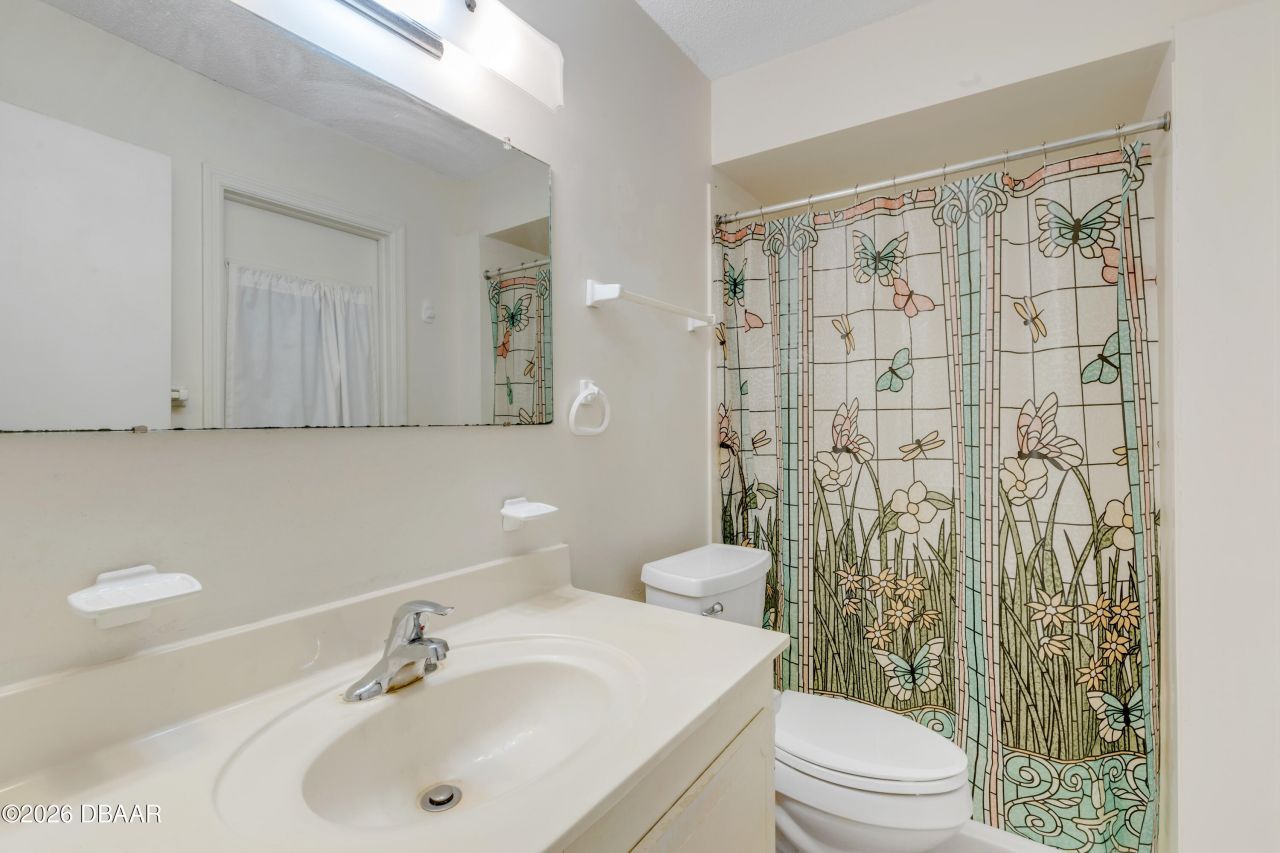 622 Goodwin Avenue, New Smyrna Beach, FL 32169 Photo