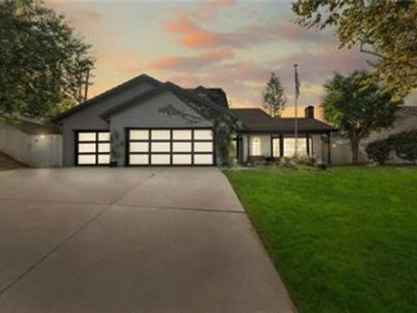 22933 De Berry Street, Grand Terrace, CA 92313