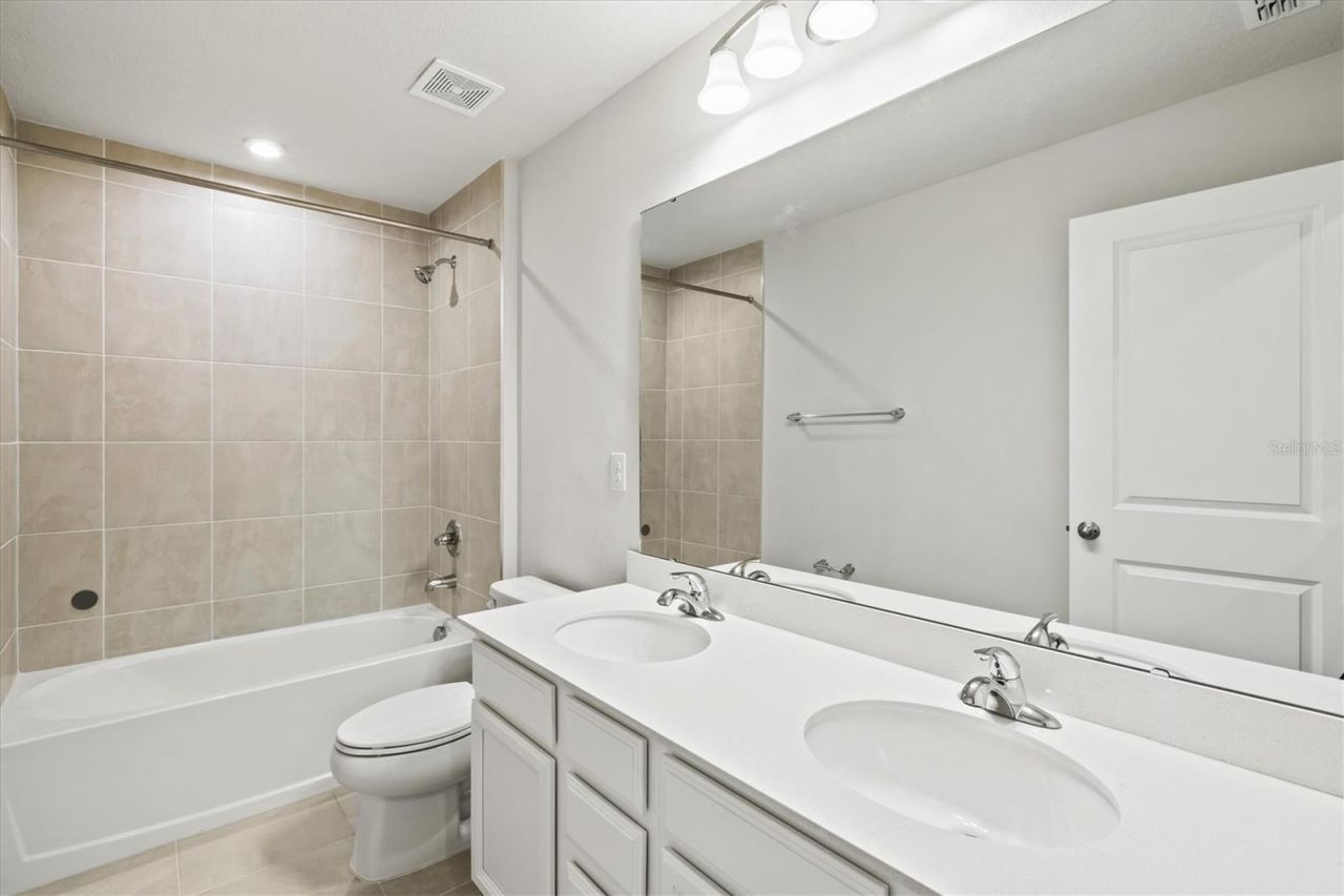 5429 Spanish Moss Cove, Bradenton, FL 34203 Photo