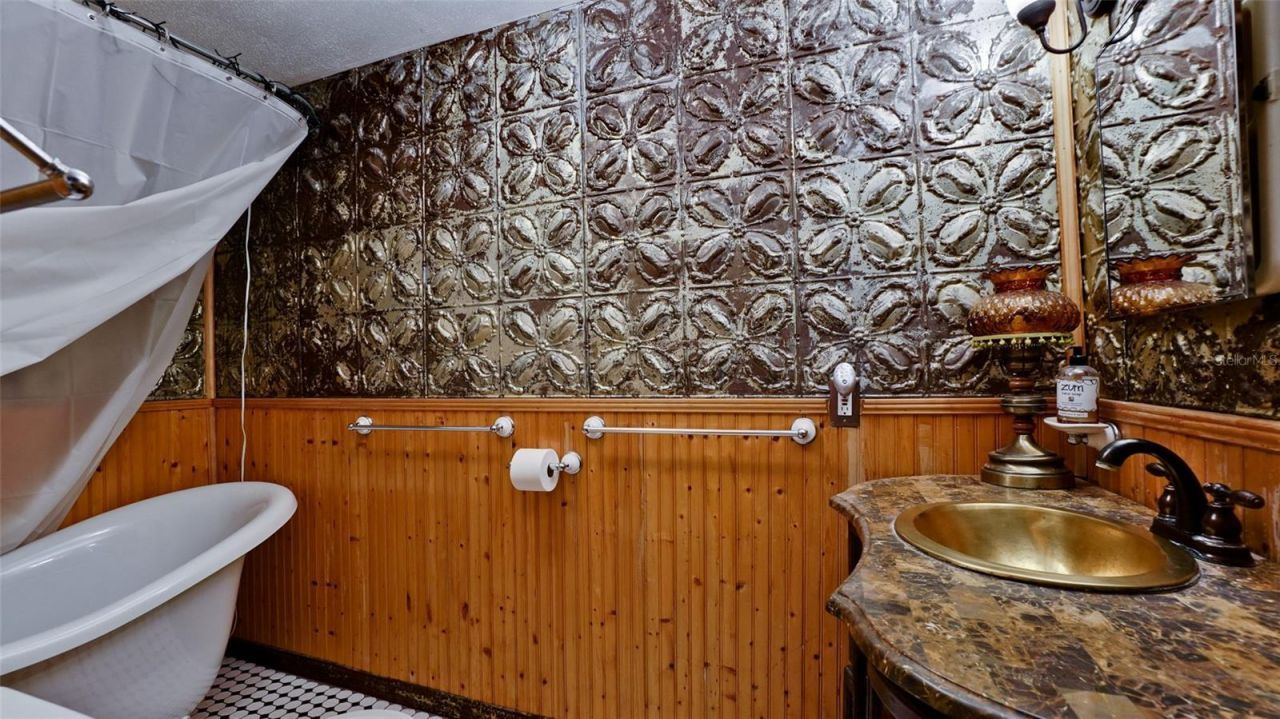 714 29th Street W, Bradenton, FL 34205 Photo