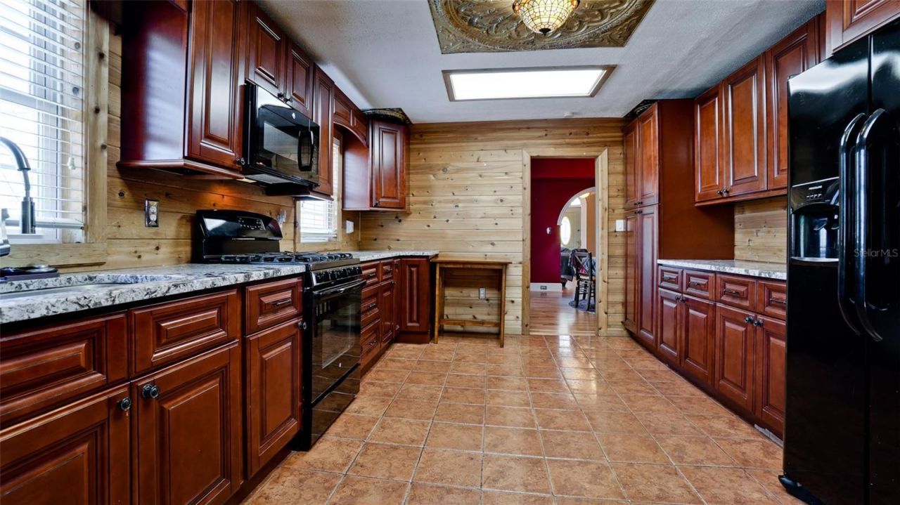 714 29th Street W, Bradenton, FL 34205 Photo