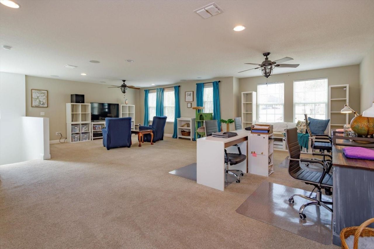 30339 Plymouth Creek Circle, Sorrento, FL 32776 Photo