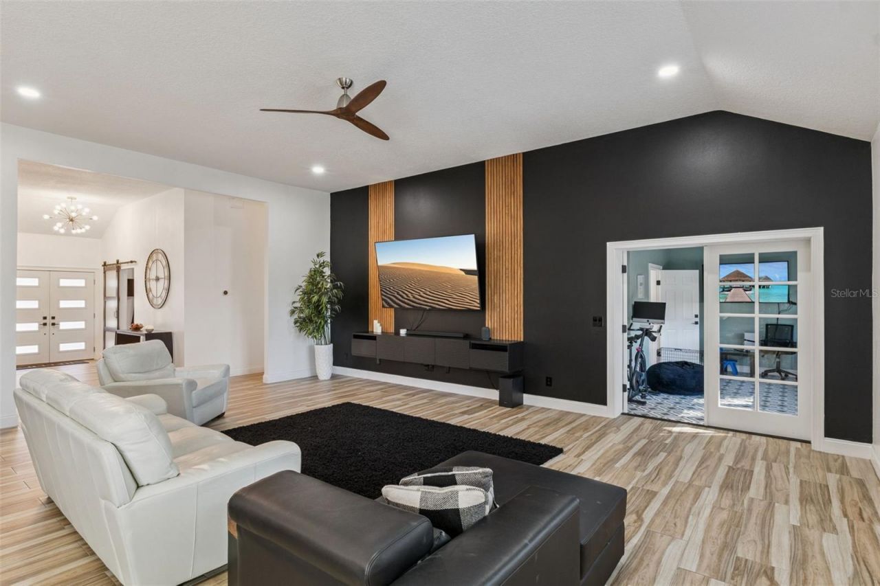 32345 Wolfs Trail, Sorrento, FL 32776 Photo