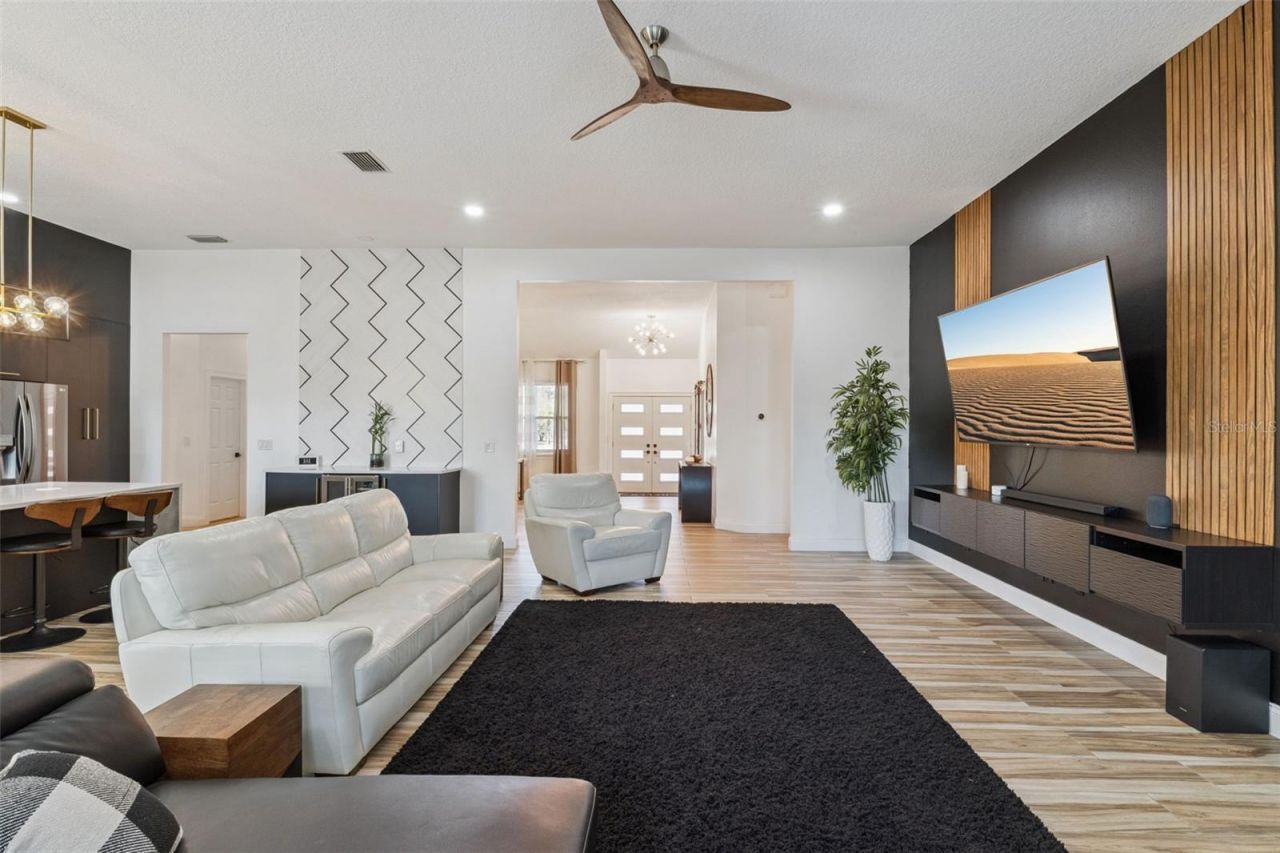 32345 Wolfs Trail, Sorrento, FL 32776 Photo