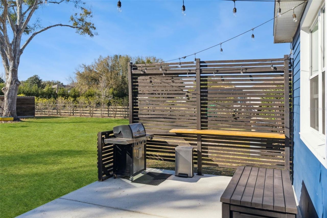 32345 Wolfs Trail, Sorrento, FL 32776 Photo