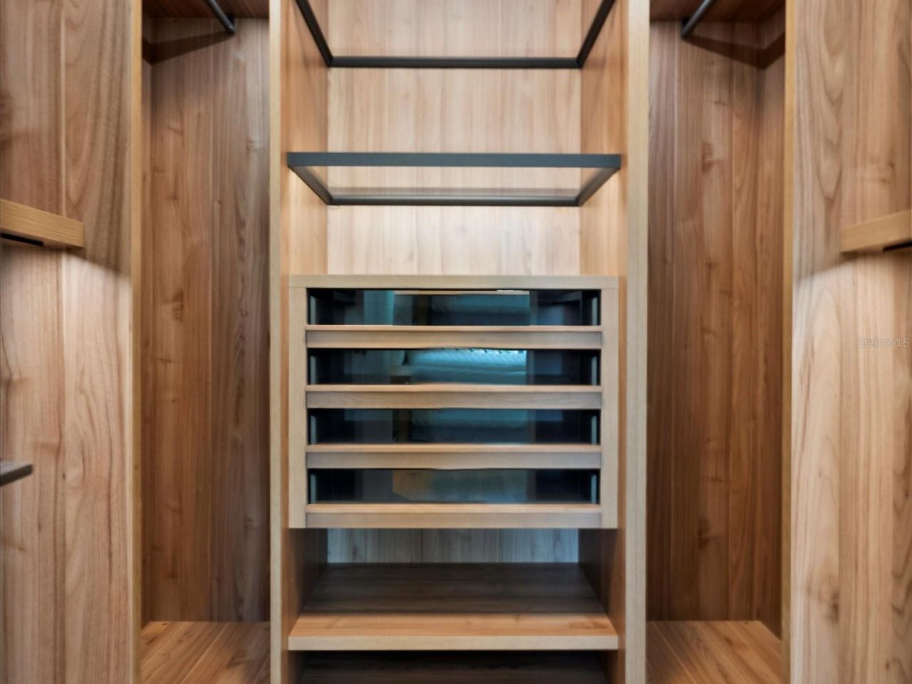 1020 Sunset Point Road, Unit 213, Clearwater, FL 33755 Photo