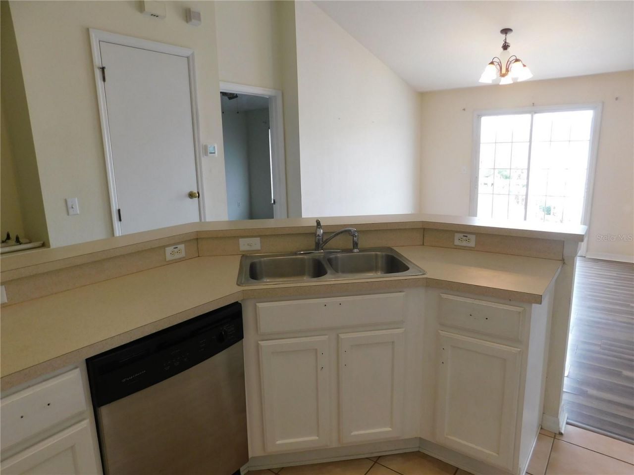 5196 6th Way N, Saint Petersburg, FL 33703 Photo