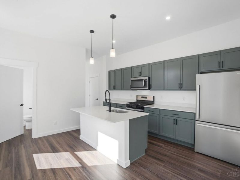 3117 Colerain Avenue, Cincinnati, OH 45225 Photo 8