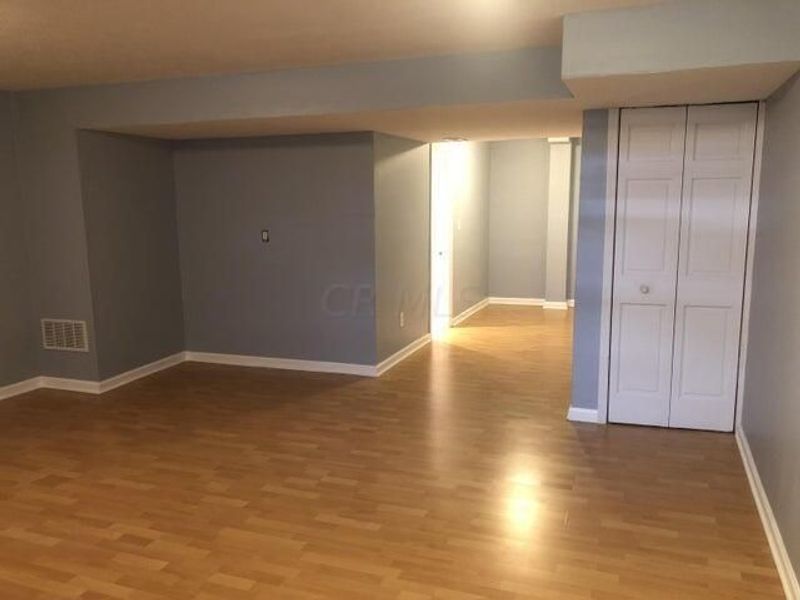 986 Shaula Drive , Columbus, OH 43240 Photo 9