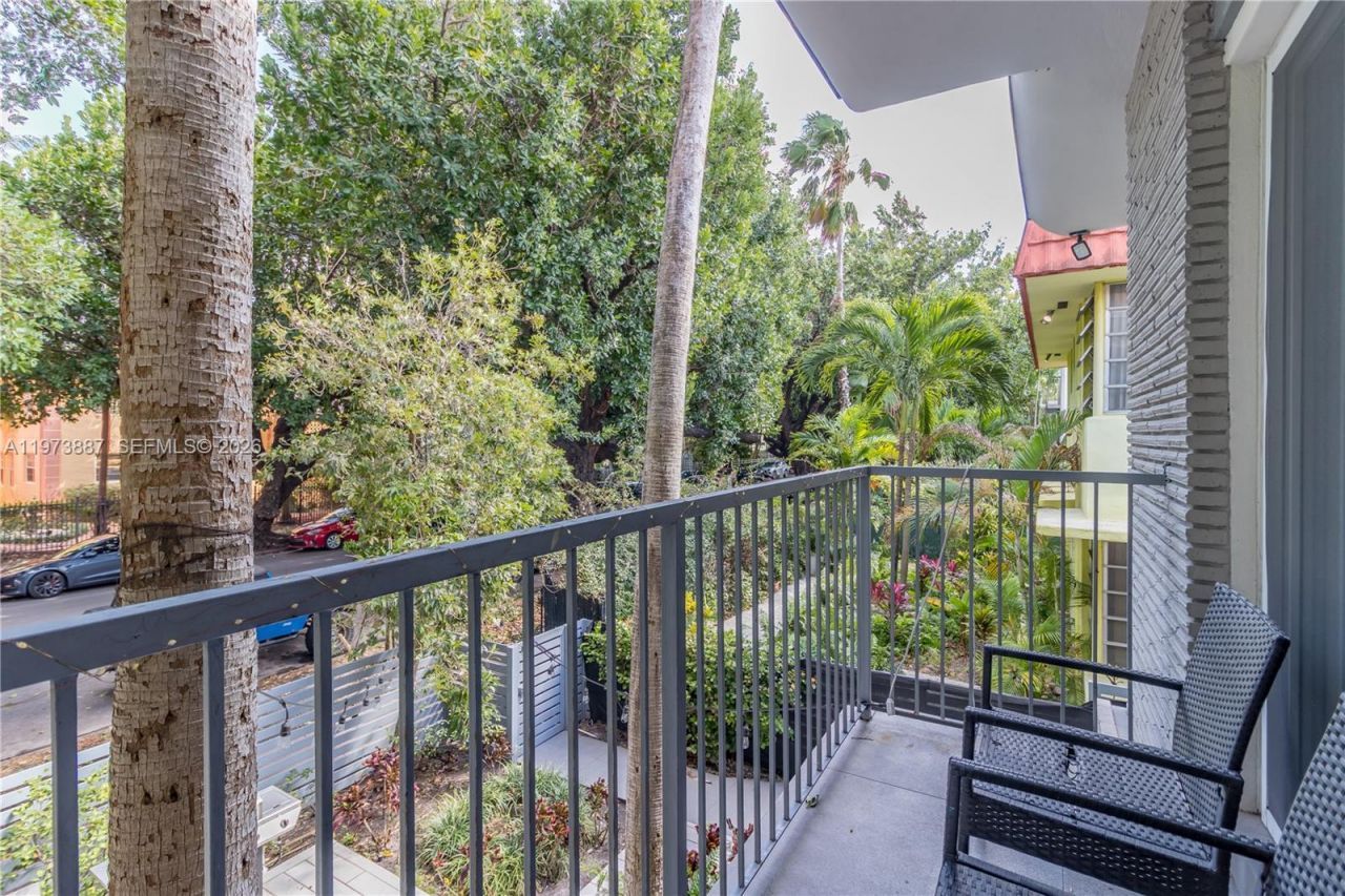 740 Meridian Ave , Unit 21, Miami Beach, FL 33139 Photo