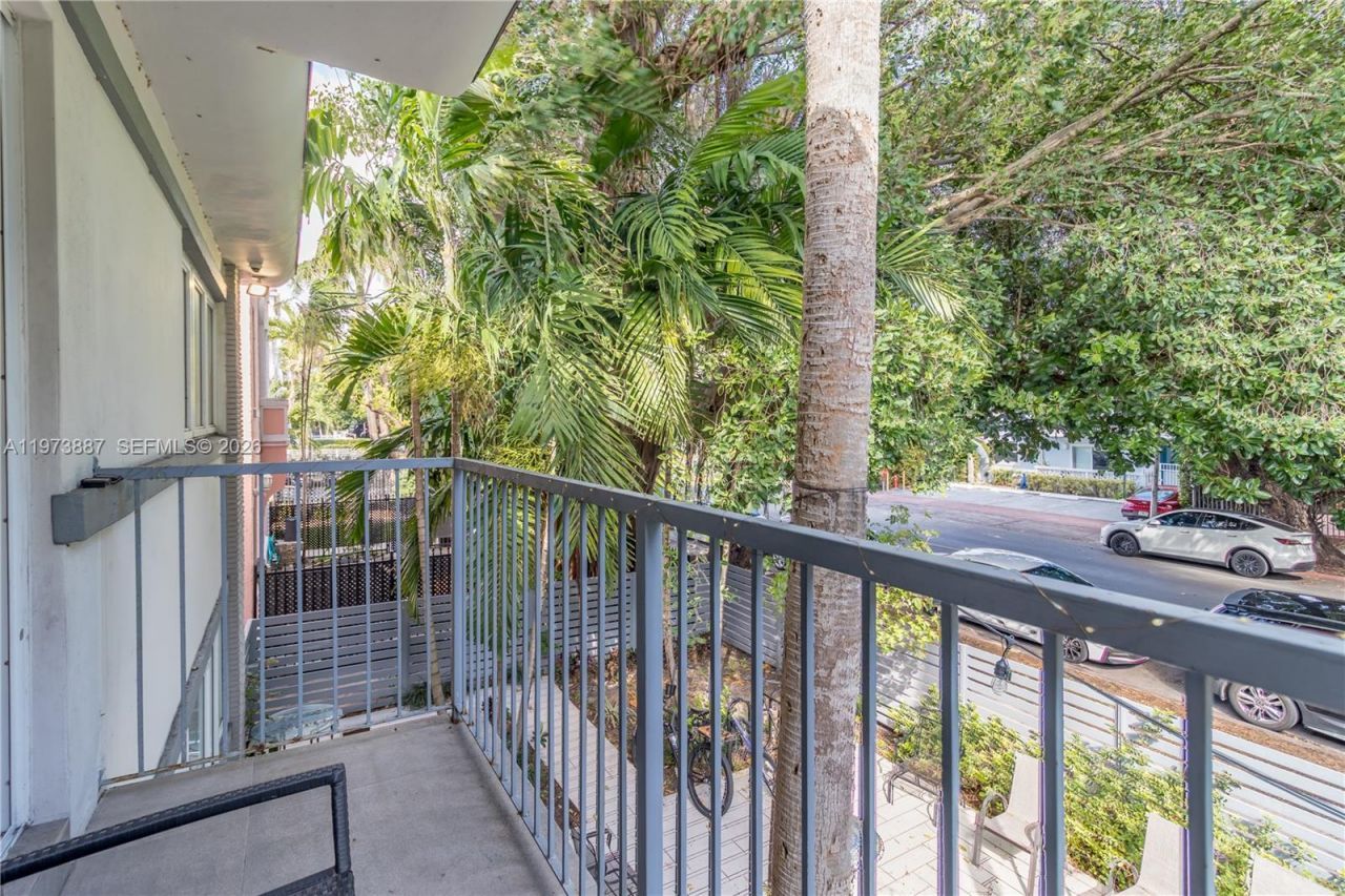 740 Meridian Ave , Unit 21, Miami Beach, FL 33139 Photo