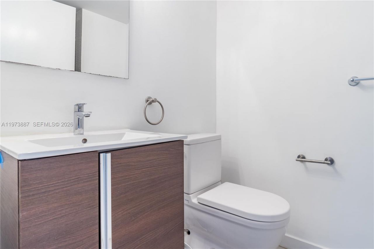 740 Meridian Ave , Unit 21, Miami Beach, FL 33139 Photo