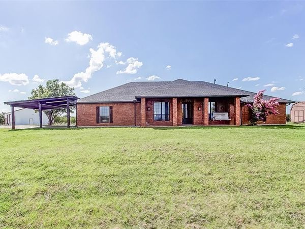 601 County Road 3525 , Paradise, TX 76073
